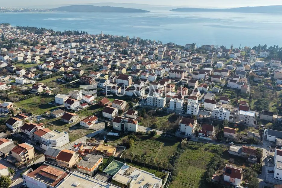 kaštel lukšić, trosoban penthouse s krovnom terasom i dva parkirna mjesta - slika 8