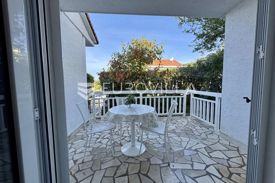 krk, malinska, mediteranska kuća s pogledom na more na odličnoj lokaciji - slika 25