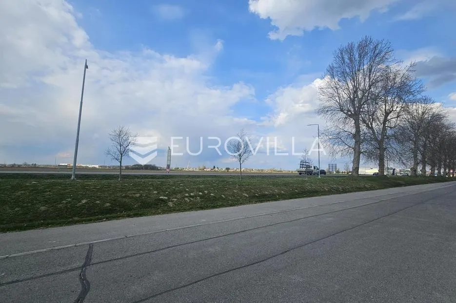 osijek, industrijska zona čepin, poslovni prostor površine 150 m², prvi red do ceste - slika 6
