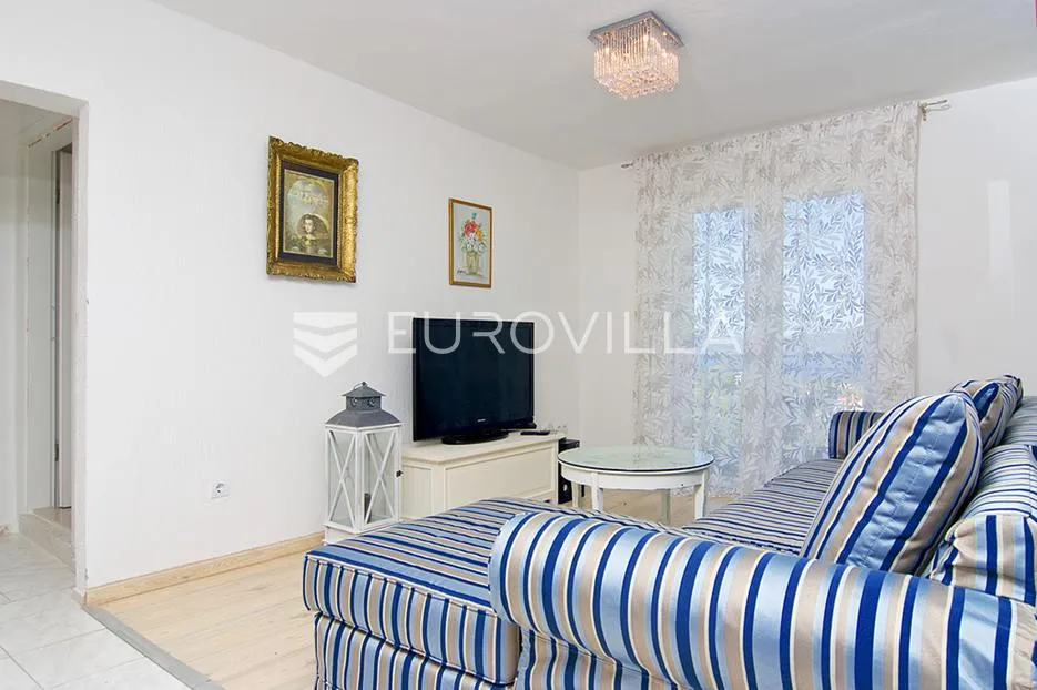 drvenik veliki, prekrasna kuća s pogledom na more - slika 11