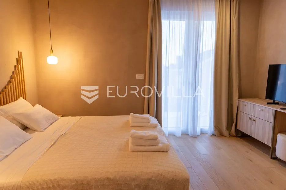zadar, vrsi, prekrasna kuća za odmor s bazenom - slika 29