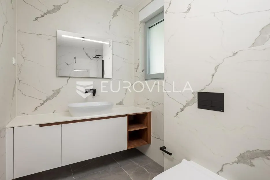 opatija, trosoban stan nkp 105 m2 u novogradnji - slika 8