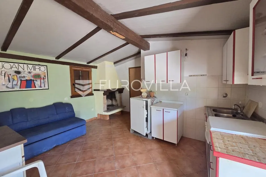 istra, pavićini, kuća za renovaciju na prostranoj parceli od 1.531 m² - slika 7