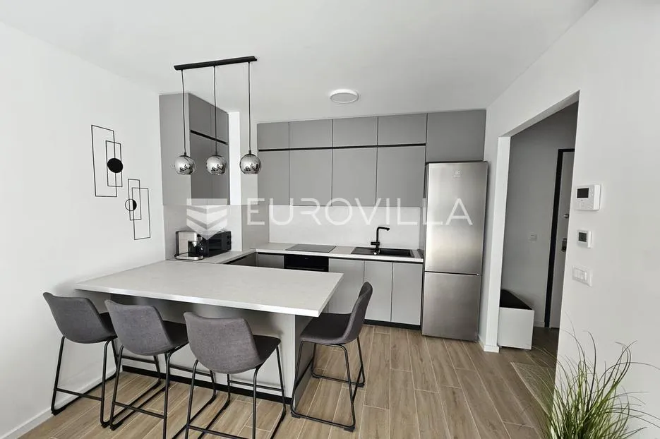 zagreb, remetinec, luksuzan dvosoban stan s garažnim parkirnim mjestom 55 m² - slika 6