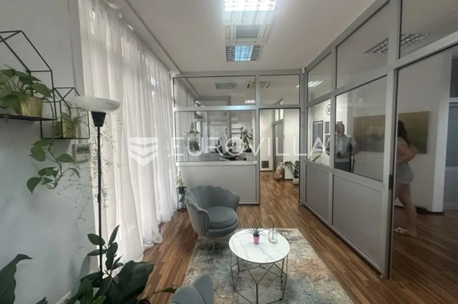 istra, pula, atraktivni poslovni prostor 129 m² u prizemlju, riva, ravenska ul. 3 - slika 20