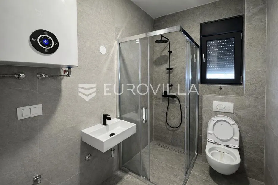 pag, jakišnica, trosoban stan s vrtom i konobom u luksuznoj novogradnji, 104,11 m² - slika 8