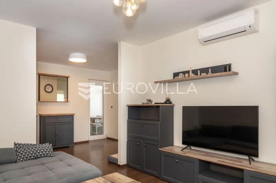 krk, grad krk, stan 70 m², garaža 20 m² - slika 4