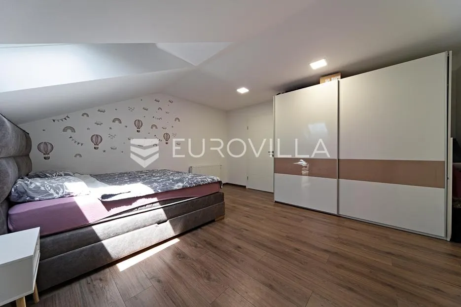 čepin, na prodaju prostrana kuća od 488 m² s tri stambene cjeline - slika 15