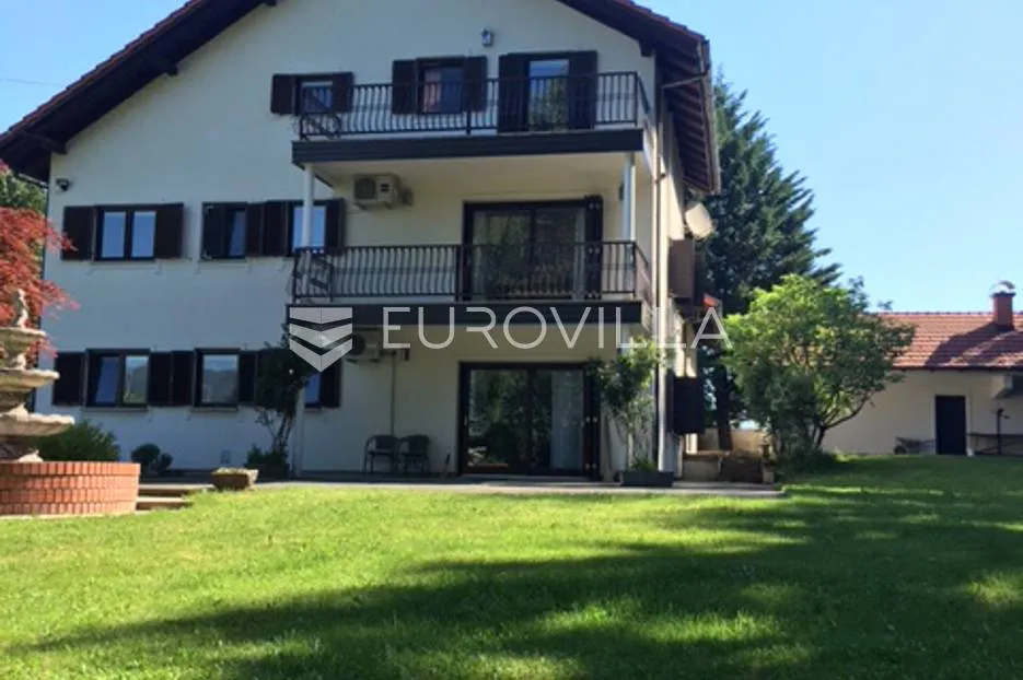 rakovica, plitvička jezera, obiteljska kuća 600 m² na zemljištu 41416 m² - slika 3