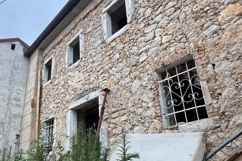 kostrena, kamena primorska kamena kuća s započetom adaptacijom - slika 3
