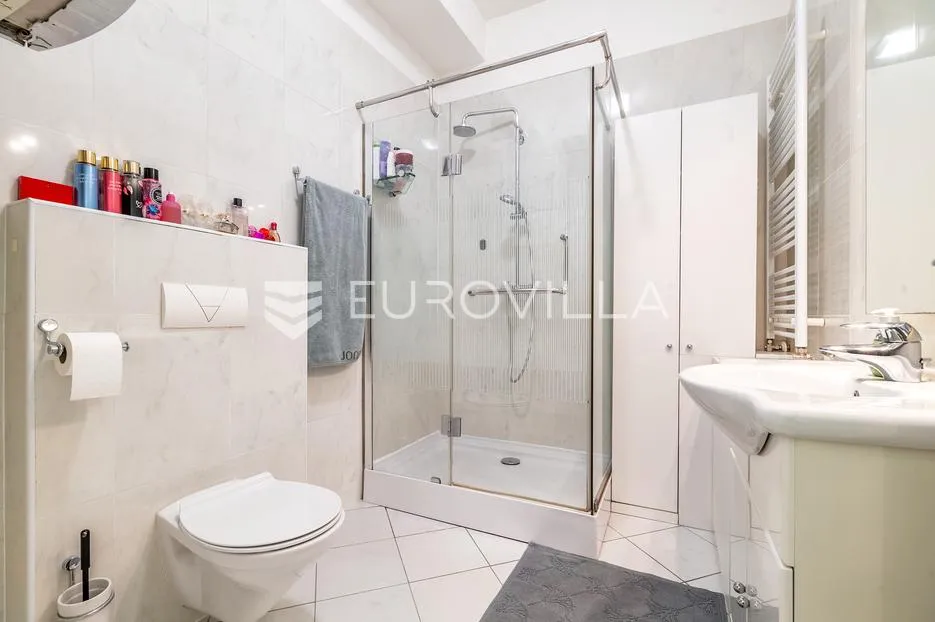 zagreb, medveščak, luksuzan četverosoban stan 145 m² u vmd zgradi - slika 10