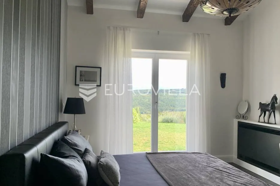 grožnjan, luksuzna vila s prekrasnim pogledom - slika 40
