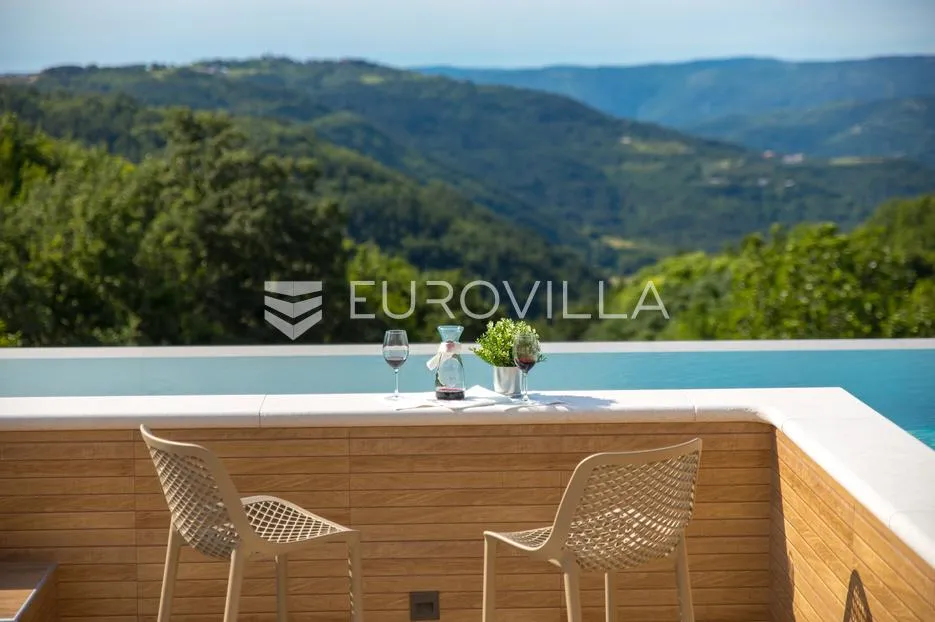 istra, luksuzna vila s panoramskim pogledom u srcu istre - slika 22