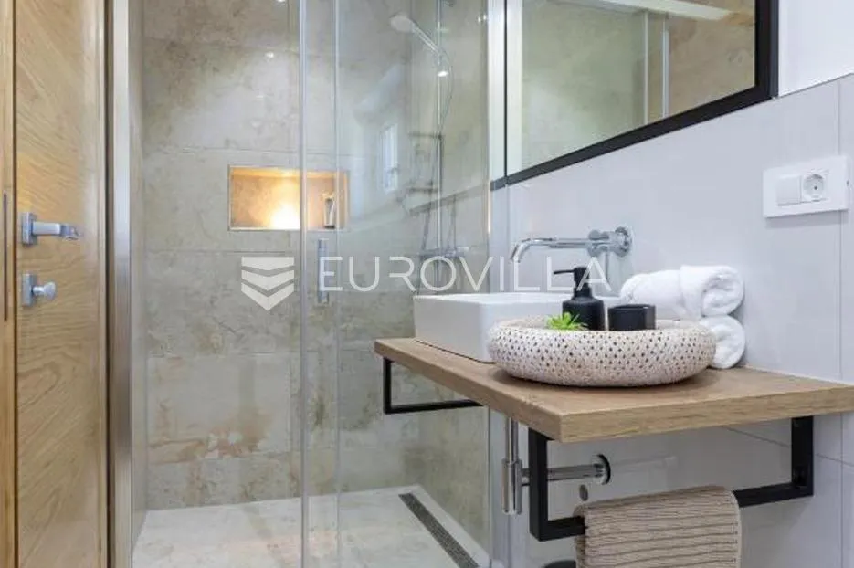 krk, luksuzna villa sa bazenom na izvrsnoj lokaciji - slika 16