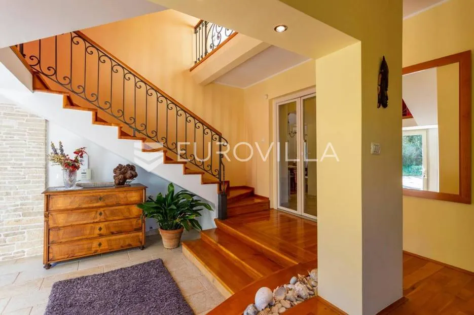 rakalj, predivna, prostrana villa s bazenom i velikom okućnicom, 452 m² - slika 27