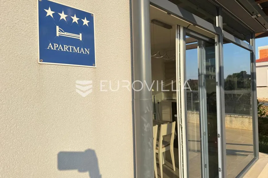 istra, medulin, elegantan stan 91 m² s vlastitim vrtom i bazenom - slika 14