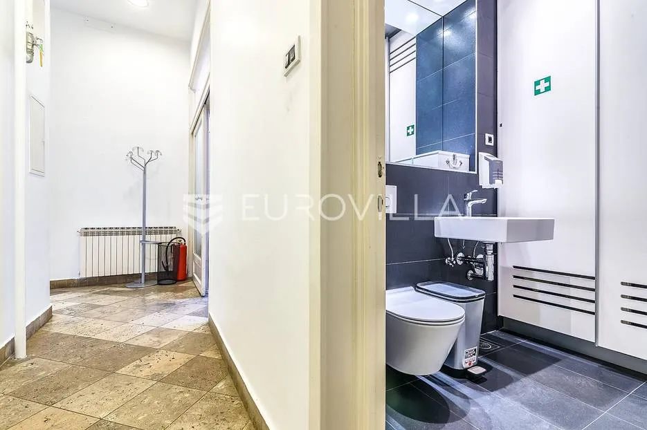 ilica, strogi centar, pješačka zona, poslovni prostor na 1. katu 254 m2 - slika 7