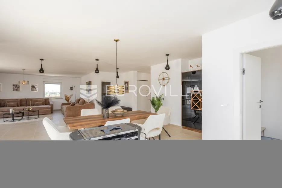 istra, tar, penthouse, tri spavaće sobe, lift, dva parkirna mjesta, novogradnja 191 m² - slika 43
