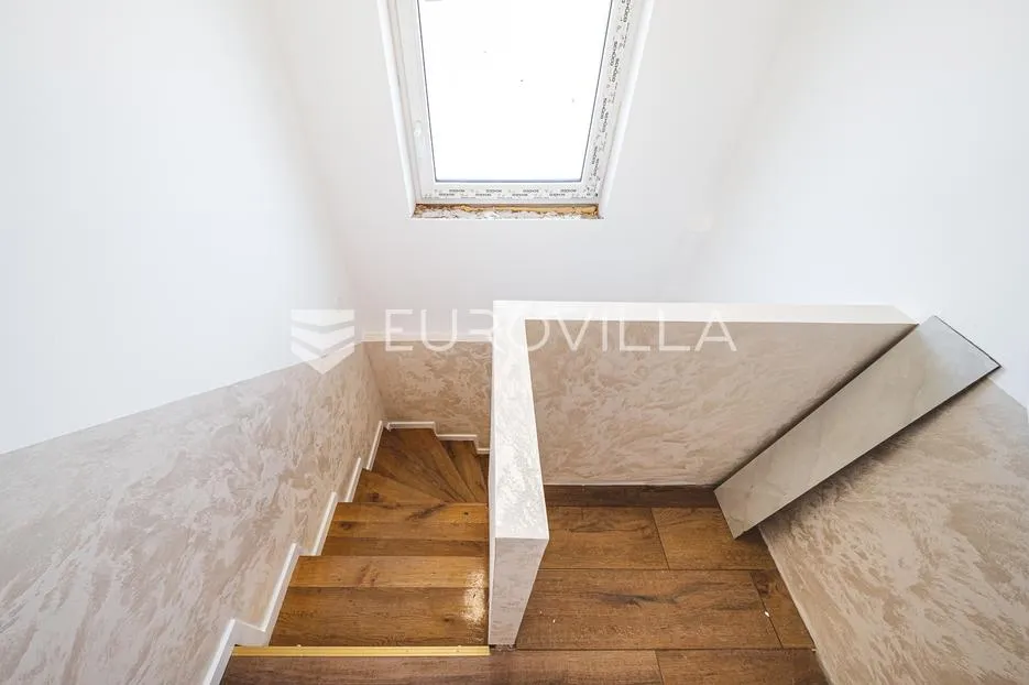 dubrava, zgrada s četiri stambene jedinice 339,17 m², podruma i šest parkirnih mjesta - slika 22