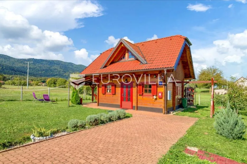 otočac, ličko lešće, drvena kuća za odmor s bazenom sa okućnicom 948 m² - slika 4