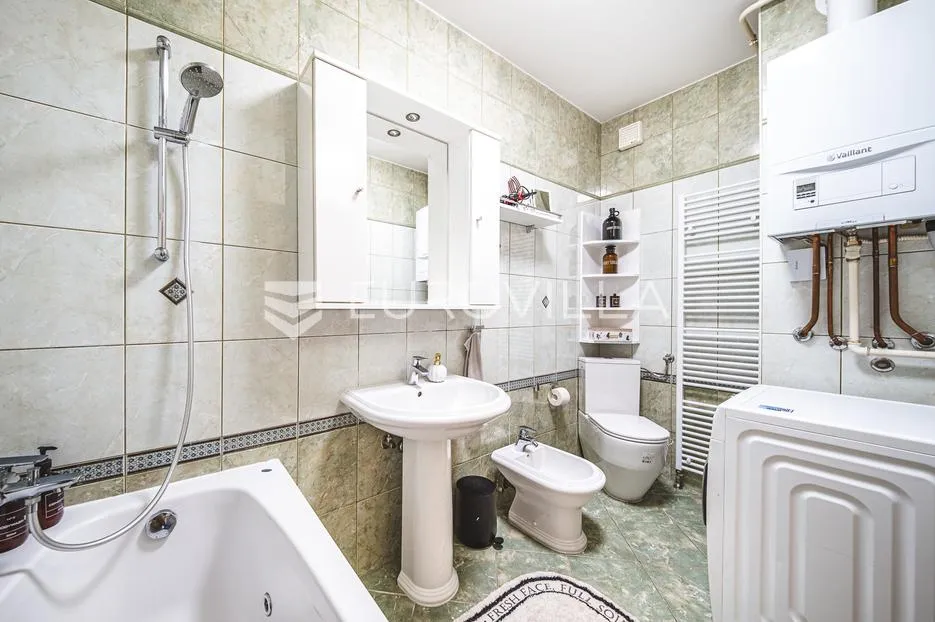 medveščak, nemetova, četverosoban stan 82 m² u novijoj gradnji, ukupne površine 105 m², garaža - slika 15