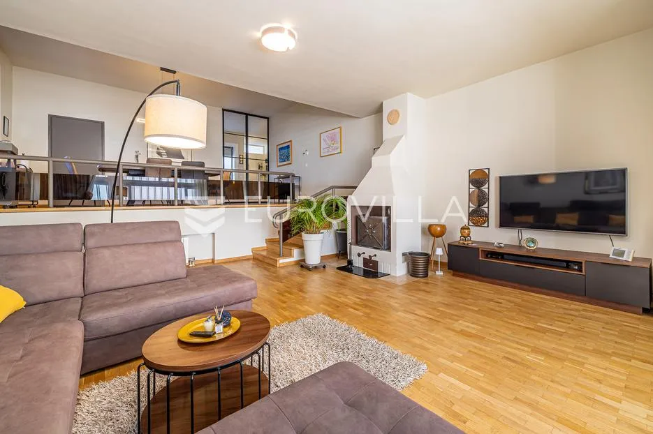 otok krk, njivice, prekrasna kuća 280 m² s pogledom na more i garažom - slika 2