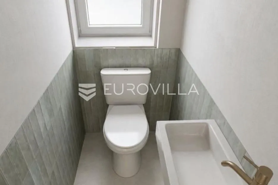 zagreb, donji grad, novouređen trosoban stan sa saunom u povijesnoj vili, 68 m², natkriveni parking - slika 4