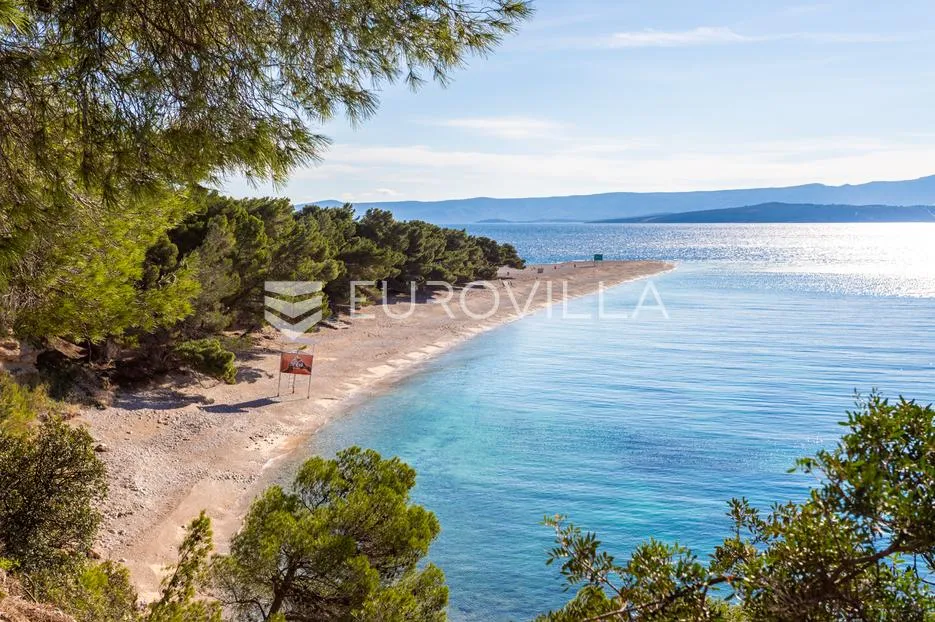 brač, bol, atraktivna poljoprivredna parcela površine 130.000 m², moguća gradnja - slika 3