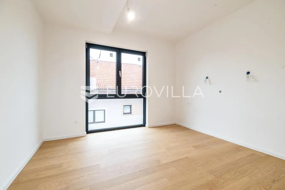 velika gorica, kurilovec, moderan četverosobni stan u urbanoj vili, 170 m², novogradnja - slika 8