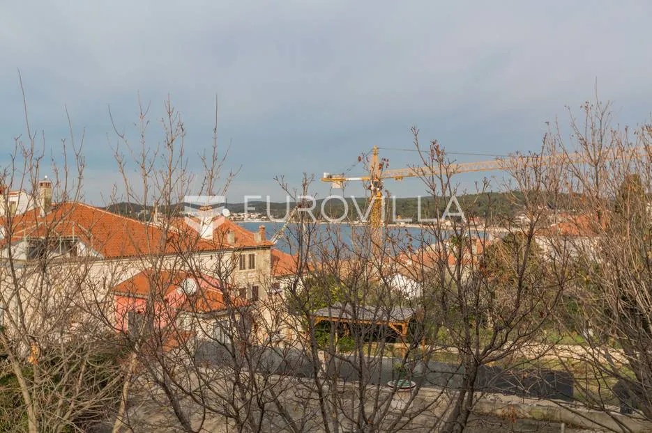 istra, rovinj, predivna kuća od 75 m² u centru grada s pogledom na more - slika 23