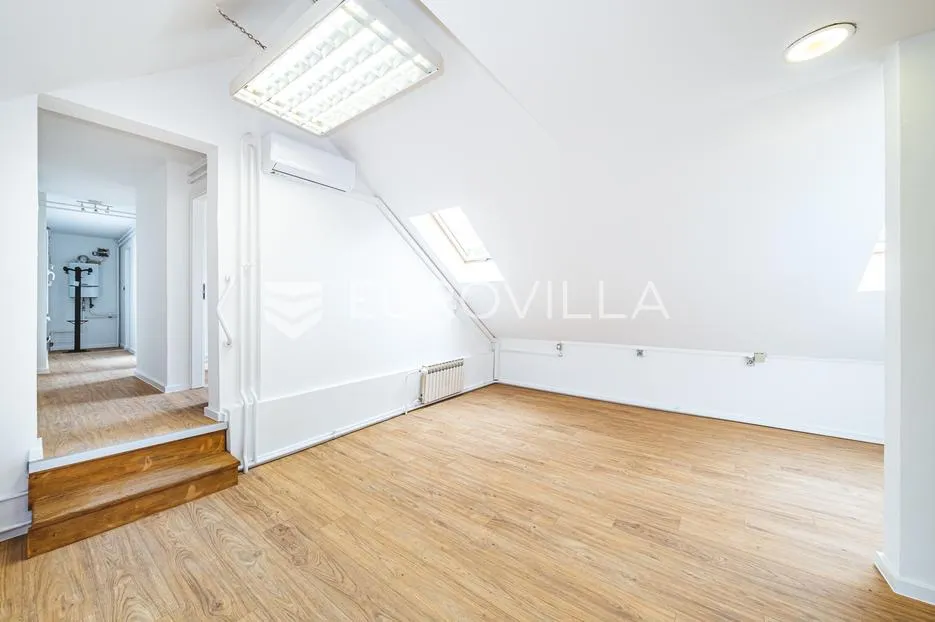 zagreb, maksimir, sermageova, dvoetažni poslovni prostor uredske namjene 380 m² - slika 27