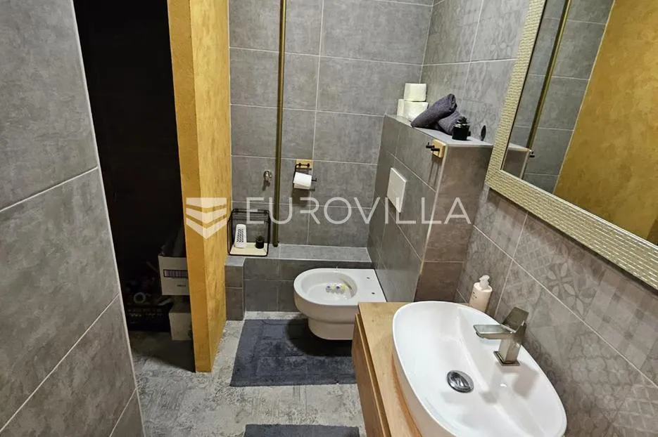varaždin, banfica dvoetažni trosoban stan površine 83,70 m² - slika 6