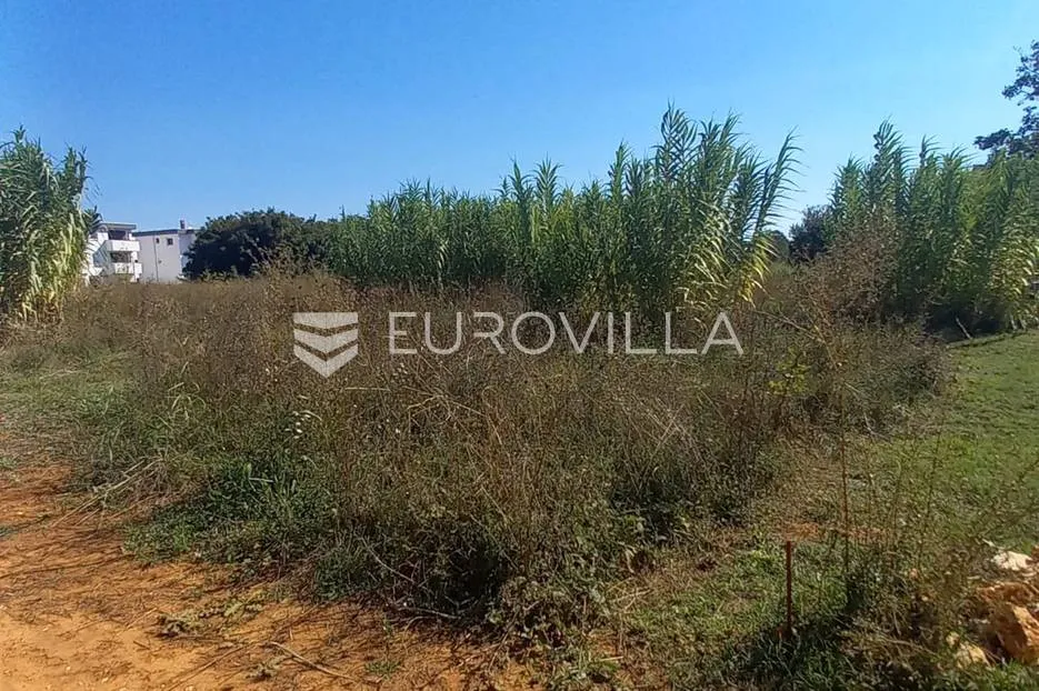 pula, valdebek, građevinsko zemljište na idealnoj lokaciji, 901 m² - slika 3