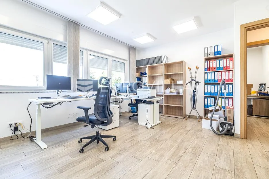 novi zagreb, lučko, gospodarska, uredsko poslovna hala, zemljište 5586 m² - slika 3