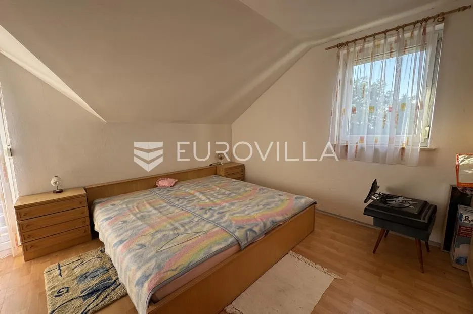 mandićevac, prekrasna katnica 150 m2 na zemljištu od 2854 m2 - slika 17