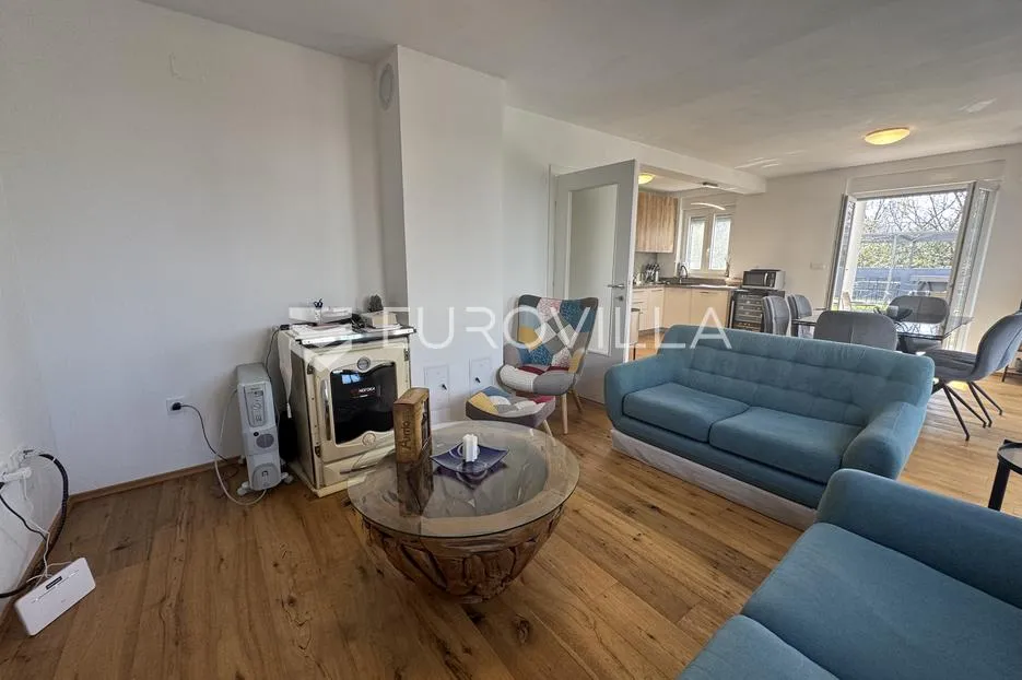 istra, žbandaj, troetažni stan 126 m² s 4 spavaće sobe, vrtom i parkingom - slika 10