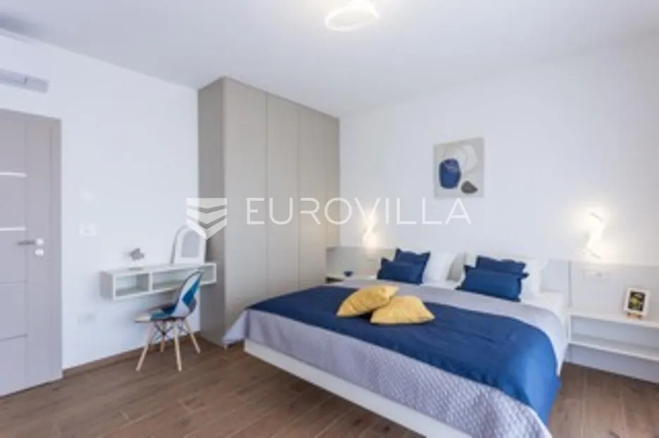 istra, smoljanci, kvalitetna i moderna samostojeća kuća, 208 m², grijani bazen 40 m² - slika 33