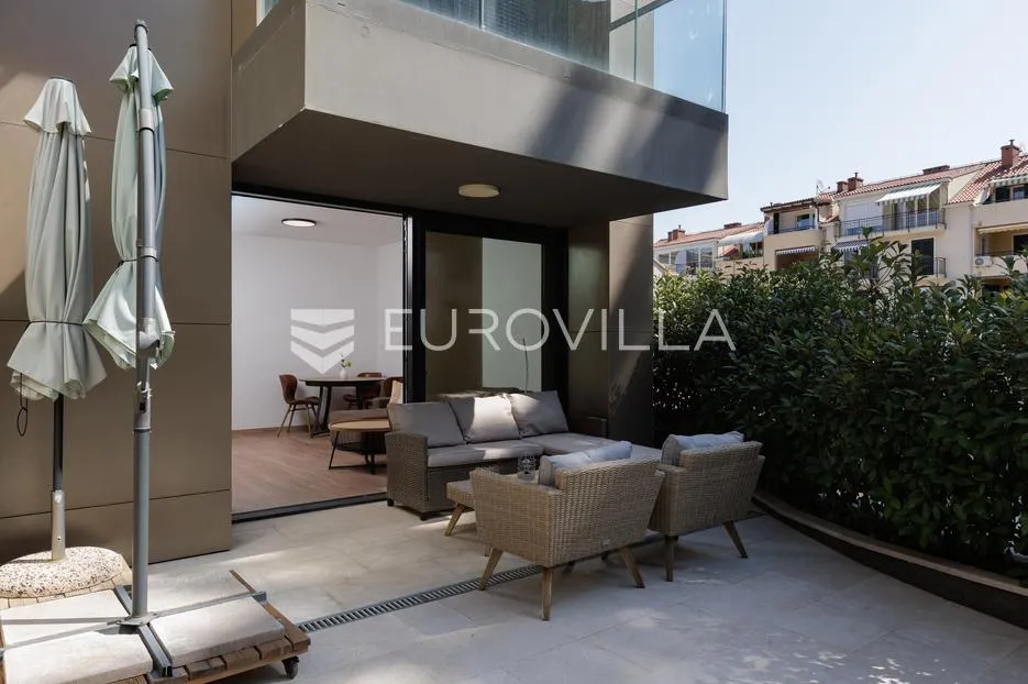 dubrovnik, lapad, trosoban apartman s terasom i garažnim mjestom - slika 6