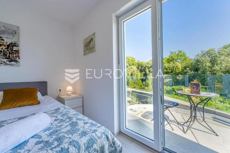 istra, duga uvala, vila s bazenom i pogledom na more - slika 30