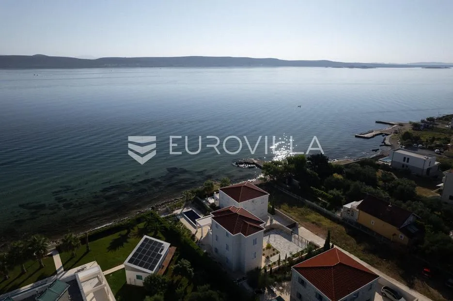 otok pašman, dobropoljana, klasična kamena vila u prvom redu do mora - slika 38