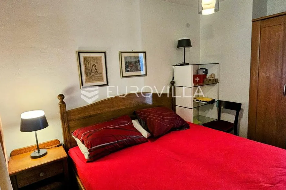 trogir, kuća s tri apartmana s pogledom na more na 50 m od mora - slika 6