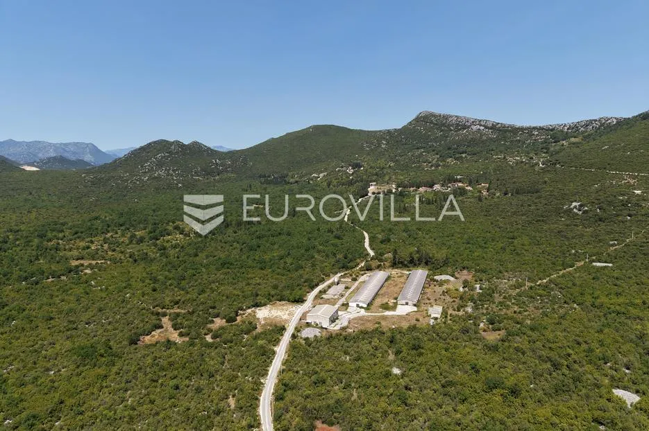 gospodarski kompleks na zemljištu od 27187 m² - slika 5