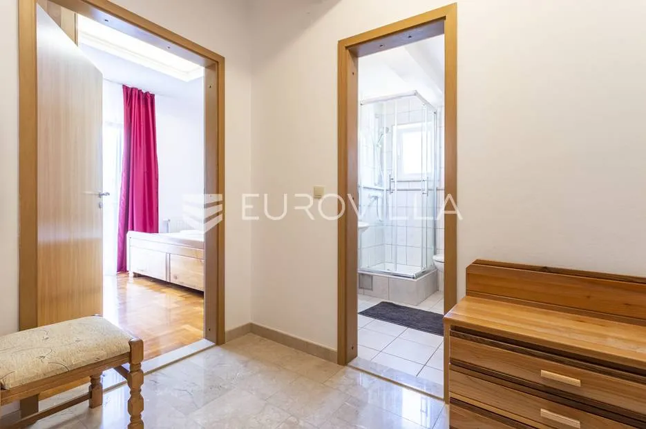 trogir, prekrasan hotel 2.408,84 m² sa pogledom na more - slika 24