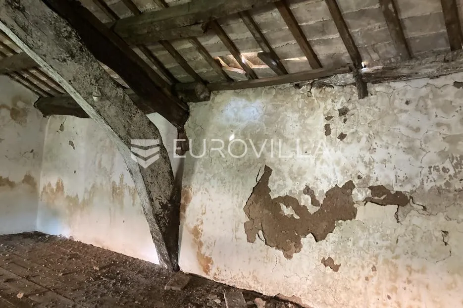 istra, šajini, kamena kuća sa šternom 166m2 za adaptaciju - slika 25