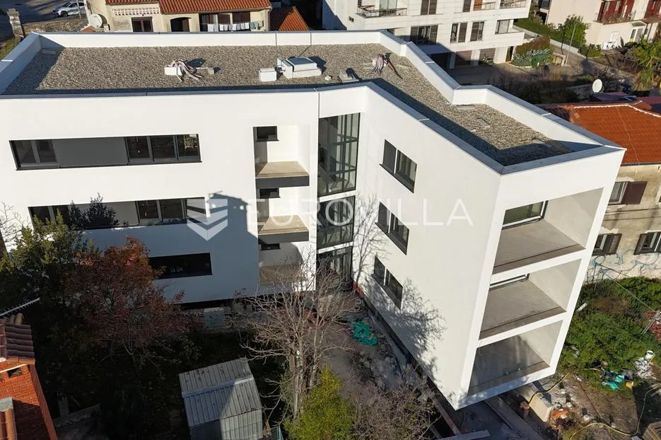 istra, rovinj, trosoban stan u prizemlju zgrade 129,97 m² - slika 2