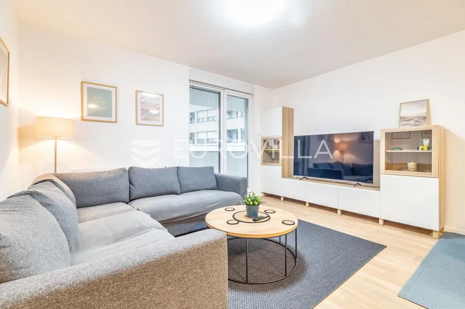 Zagreb, Avenija Dubrava prekrasan četverosoban stan 89 m² garažno parkirno mjesto - Donja Dubrava