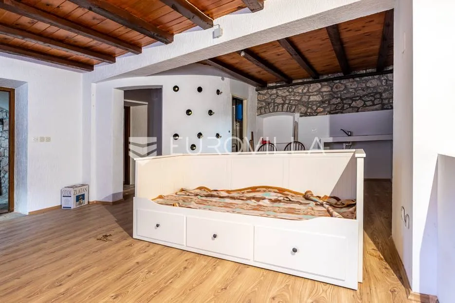 hvar, jelsa, dalmatinska kuća u centru mjesta, blizu mora - slika 21