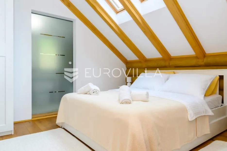 jastrebarsko, sveta jana, dvoetažna kuća 225 m², luksuzna na mirnoj lokaciji - slika 15