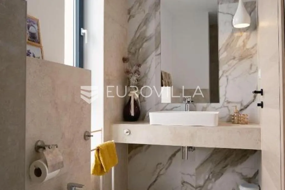 krk, linardići, luksuzna vila s bazenom i saunom, novogradnja, 200 m², okućnica 450 m² - slika 15
