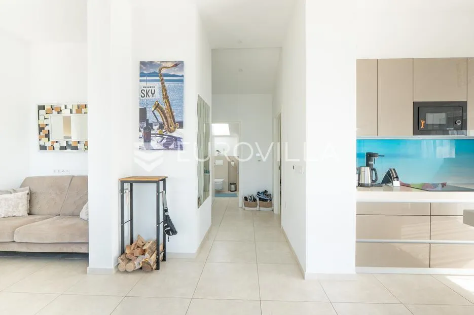zadar, bibinje, dvosoban stan s impresivnim pogledom prvi red do mora - slika 21